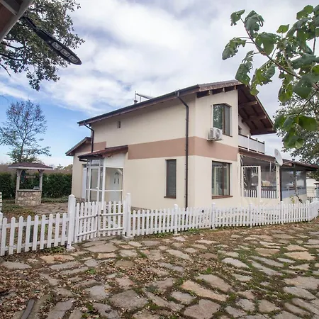 Hotel Kozareva 2 козаревата 2 Dobrogled
